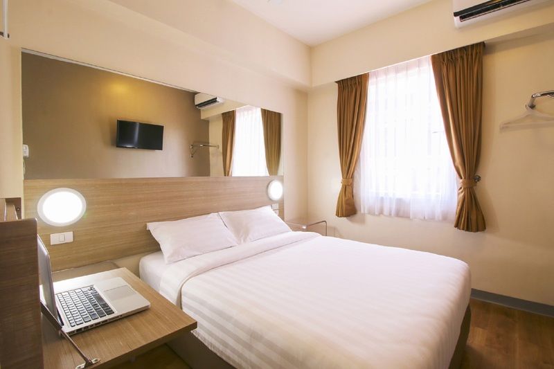 เรด แพลนเนต มะนิลา อาเซียนา ซิตี้ Hotel Paranaque City ภายนอก รูปภาพ
