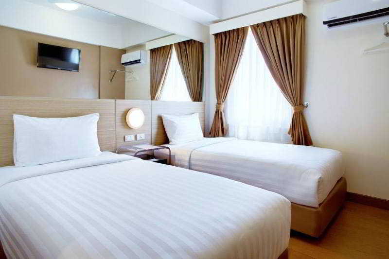 เรด แพลนเนต มะนิลา อาเซียนา ซิตี้ Hotel Paranaque City ภายนอก รูปภาพ