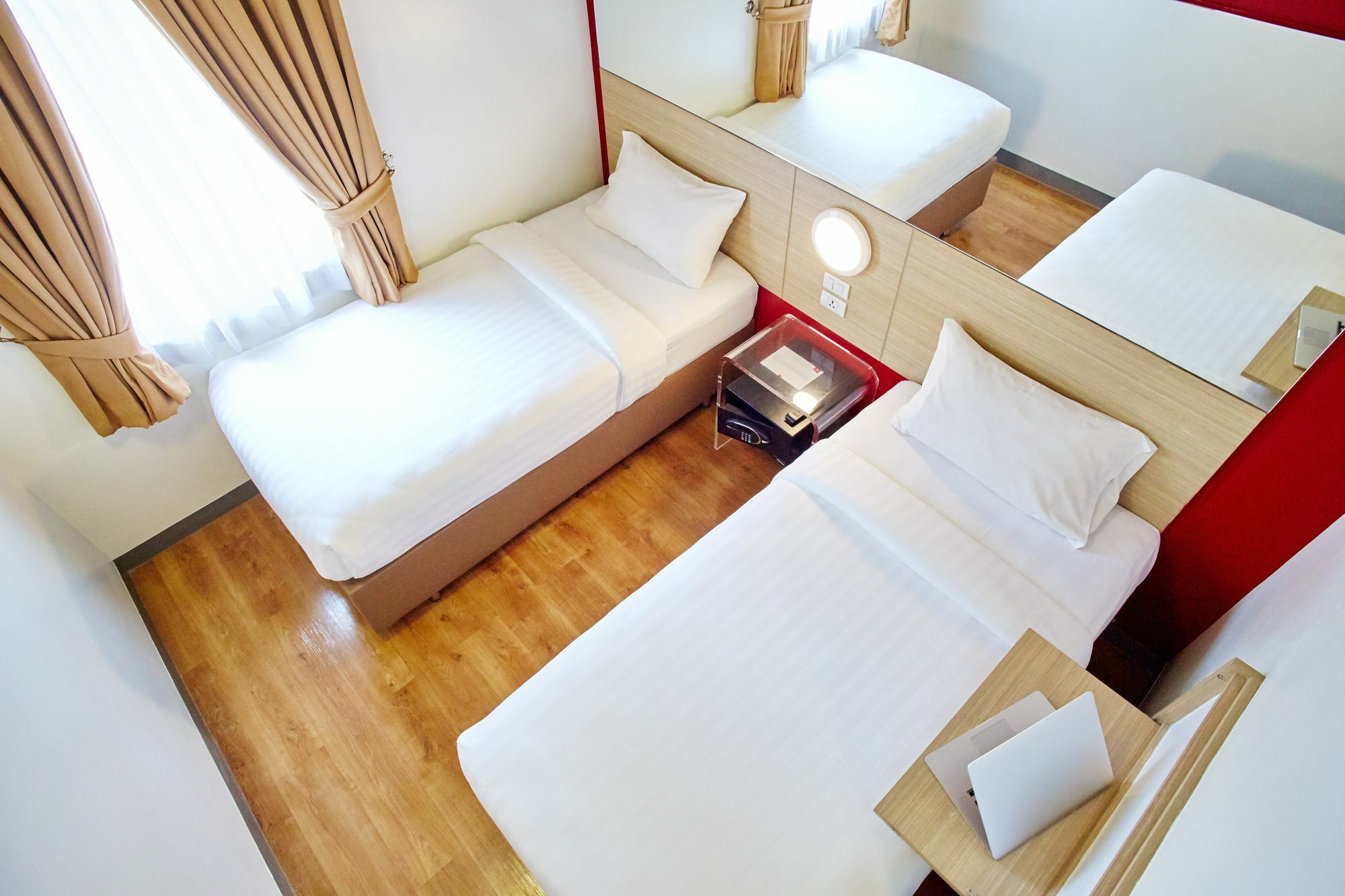 เรด แพลนเนต มะนิลา อาเซียนา ซิตี้ Hotel Paranaque City ภายนอก รูปภาพ